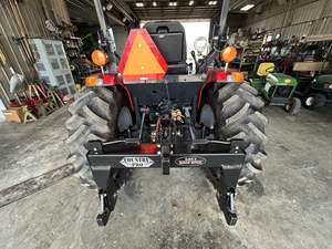 Tractor McCormick X1.45 2021 de 70 CV con Tracción en las 4 Ruedas, Motor de Alta Productividad, Bomba Esencial y Componentes de la Caja de Cambios - Product Image 5