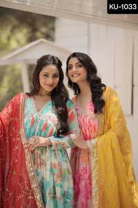 Robe indienne de style pakistanais pour femmes Fancu Alia Cut Floral Digital Print Fancy Pattern Gowns with Dupatta Set for Women Dress - Product Image 5