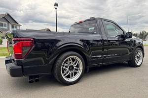 F-150 XL 4x4 2024, V8 suralimenté, 4 roues motrices - Product Image 3