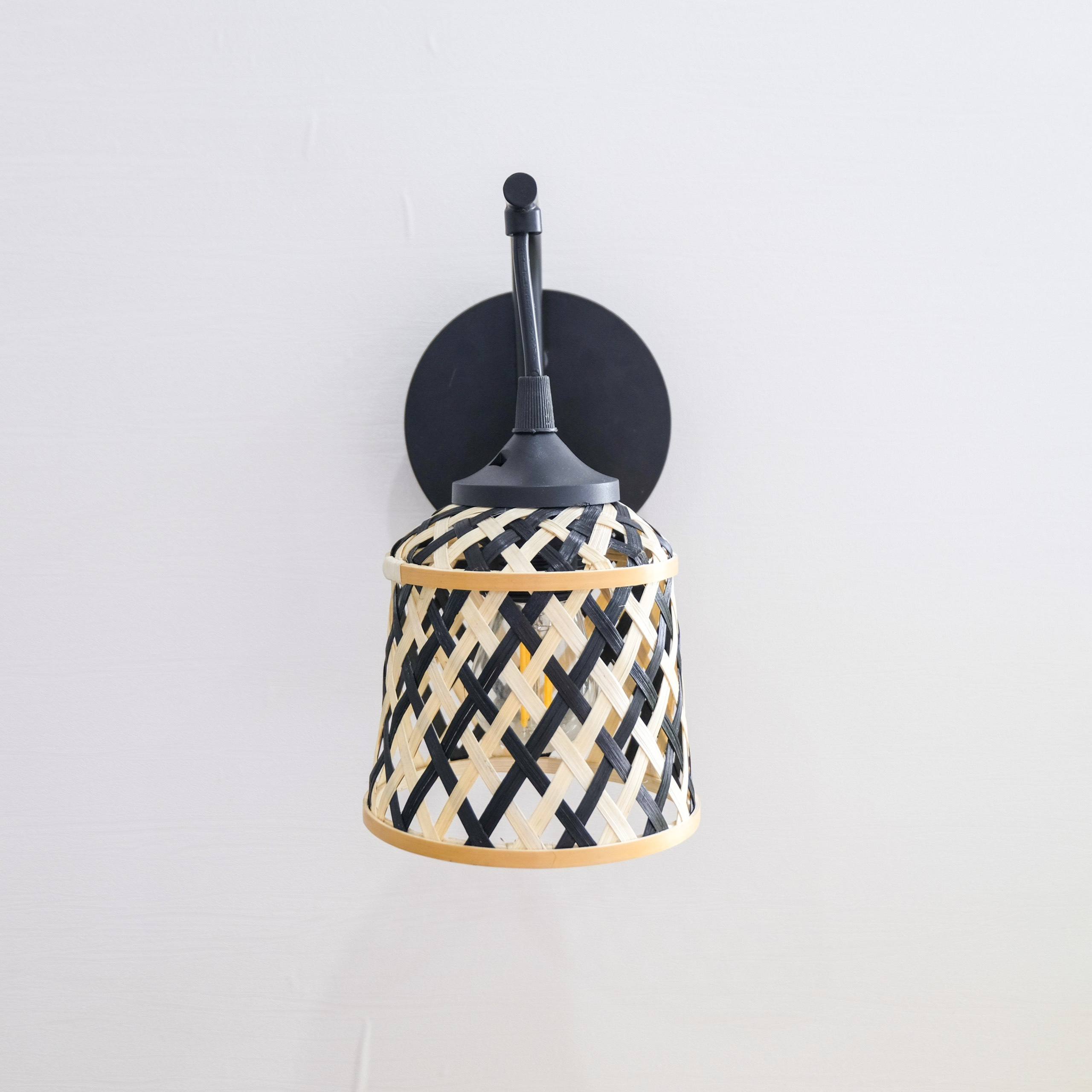 ดำ, หลากสี, สีเหลือง