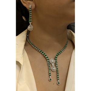 Collier de créateur avec diamants en zircon serti de boucles d'oreilles et collier à finition argentée pour mariage CZ Zircon Diamond Wedding pour femmes - Product Image 1