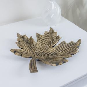 Bandeja de Servicio de Aluminio Personalizable para Configuraciones de Mesa Tradicionales y Modernas que Muestra una Maestría en la Artesanía Metálica y un Aspecto Elegante - Product Image 6