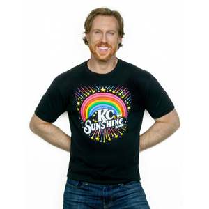 Camiseta con Logotipo Rainbow Burst en Negro, 100% Algodón Jersey, Estilo Fitness Oversize, con Patrón, 200 Gramos de Peso de Tela - Product Image 2
