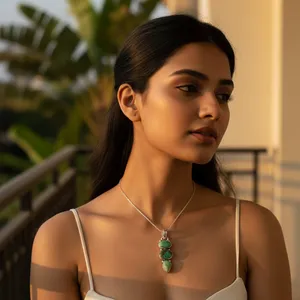 Colgante de Plata 925 con Baño de Rodio y Rubí, Hecho a Mano, para Mujer - Product Image 3