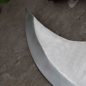 Cuchillo para Pizza de Acero Inoxidable de Grado Industrial Hecho a Mano con Funda de Cuero Fino, Cortador de Pizza Vikingo Forjado a Mano - Product Image 5