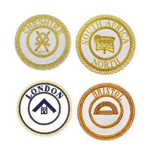 Nouveaux insignes maçonniques Regalia Badges de tablier de lingot d'or de broderie sur mesure - Product Image 2