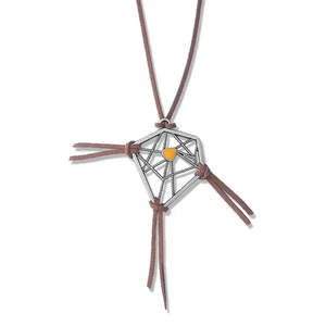 Collar Death Stranding Chapado en Oro, Aleación de Zinc, Diseño Atrapasueños con Diamante y Símbolo Religioso Cristiano, Regalo - Product Image 5