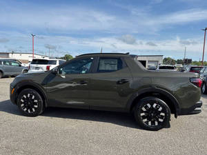 Construido certificado 2025 Hyun-dai San-ta Cr-uz SEL Activity 4dr Crew Cab 4.3ft SB - Product Image 6