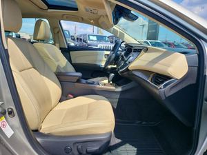 Oferta Especial: Toyota Avalon Limited Usado - ¡Listo para Enviar! - Product Image 3