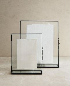 Beautiful handcrafted metal photo <b>frame</b> perfect for displaying cherished <b>memories</b> in stylish modern home decor setting - Product Image 4