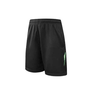 Vêtements de sport confortables pour joueurs de tennis, style moderne, tissu extensible offrant un confort maximal, uniforme de tennis pour hommes - Product Image 3