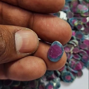 980 piezas de rubí natural zoisita 8mm a 15mm rebanada Lisa 1180 Cts lote Iroc ventas alta calidad rubí zoisita piedra preciosa plana suelta - Product Image 2