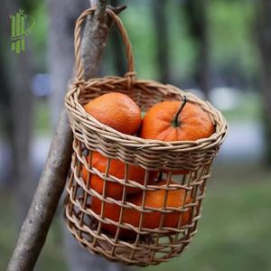 ตะกร้าหวายใส่ไข่ผลไม้สำหรับจัดเก็บในครัว ตะกร้าเก็บของติดผนังแบบสาน สีสันปรับแต่งได้ ใช้ได้ทั้งภายในและภายนอกบ้าน - Product Image 2