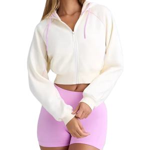 Ensembles 2 Pièces Courts Zippés Personnalisés pour Femmes – Été, Tenue de Sport Ultra Confortable et Respirante – Qualité Supérieure MADE BY HS 2026 - Product Image 3