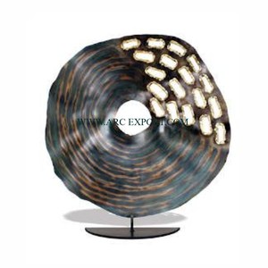 Esculturas de garabatos chapadas en oro de aluminio hechas a mano con base de mármol blanco, decoración de café para el hogar, esculturas de acentos de mesa - Product Image 6