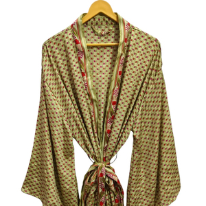 Longueur cheville Robe en soie Robe multicolore Robe de nuit Robe indienne Vintage en soie recyclée Sari Kimono - Product Image 1