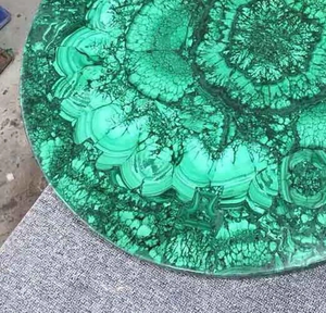 Adorno de Mesa de Lujo para el Hogar de Halloween, Hecho a Mano con Piedra Preciosa de Labradorita Verde, con Diseño de Amor - Product Image 3