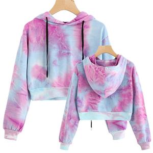 Vente en gros, sweats à capuche courts blancs pour femmes, sweat à capuche en coton avec logo personnalisé - Product Image 1