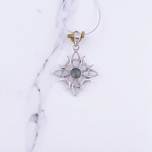 Colgante de Plata de Ley 925 con diseño de Luna original con piedras preciosas naturales a granel, joyería fina hecha a mano al por mayor para regalo de mujer - Product Image 2