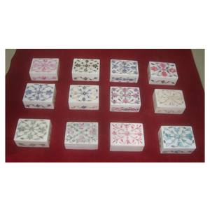 Nuevas cajas con incrustaciones de mármol blanco puro de diseño real con acabado fino para la venta en línea Propósito de decoración del hogar - Product Image 1