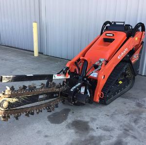 Chargeuse sur chenilles diesel Kubota SCL1000 à haute performance avec trancheuse à chaîne - Product Image 2