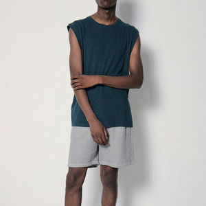 Wholesale Rate Plain Gym Breathable Fabric Workout Men Tank Top Premium Quality Loose Fit Men Tank Top With O Neck OEM Service - Product Image 4