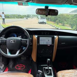 Toyota Fortuner d'occasion 2024 - Product Image 4