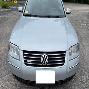 VOLKSWAGEN PASSAT W8 WAGON 2004 D'OCCASION CÔTÉ GAUCHE/DROIT - Product Image 1