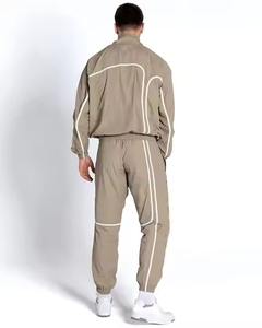 Chándal de nailon con logotipo personalizado de alta calidad, conjunto cortavientos de entrenamiento informal, conjunto de 2 piezas con capucha y cremallera, conjunto de chándal Unisex - Product Image 5