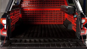 Nuevo/Usado 2024 FORD RANGER RAPTOR NEGRO 5.0-6L V8 Turbo Gasolina AUTOMÁTICO Faros LED Asientos de Cuero Oscuro Neumáticos R17 Euro VI - Product Image 3