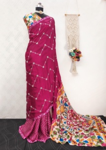 Sari en satin georgette de style indien, élégant et riche, dernier modèle, design ethnique, exclusif pour les mariages et les fêtes, pour femmes indiennes - Product Image 3