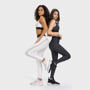 Ensemble de yoga pour femme, prix bas, bonne qualité, logo sur le devant, 100% coton, taille élastique, respirant, léger, écologique, 2 pièces - Product Image 1