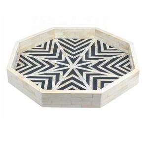 Plateau de service rond en métal et MDF avec motif moderne fait à la main en incrustation d'os avec fonction de service de café et de thé - Product Image 3