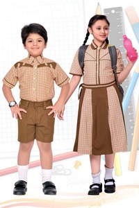 Ensemble uniforme scolaire en coton orange pour enfants du primaire : robe pour filles et short pour garçons avec détails à carreaux et bretelles de sac à dos - Product Image 2