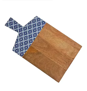 Tabla de cortar de madera Diseño llamativo y acabado Tabla de cortar de queso Tabla de cortar Productos de gran oferta con MOQ bajo - Product Image 6
