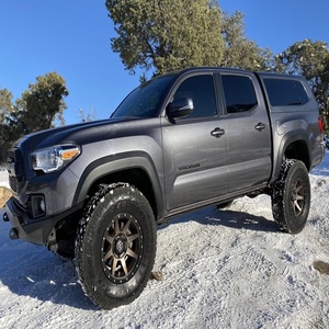 TOYOTA TACOMA TRD OFF-ROAD DOBLE CABINA 4X4 2019 USADO, VOLANTE A LA IZQUIERDA/DERECHA - Product Image 1