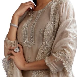 Cutdana gris y Kurta de lentejuelas con trabajo de piedra Dupatta en tejido para ocasiones elegantes al por mayor bodas recepciones y a granel - Product Image 5
