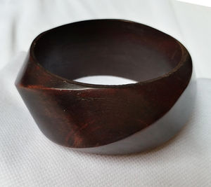 Handmade Wooden <b>Bangle</b> <b>Bracelet</b> Polished Natural Wood Twist Design Classic Eco-Friendly Fashion Jewelry Party Unisex Wholesale - Product Image 4