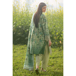 Traje de Muselina Estampado y Bordado de 3 Piezas con Dupatta CL-52637 - Product Image 1