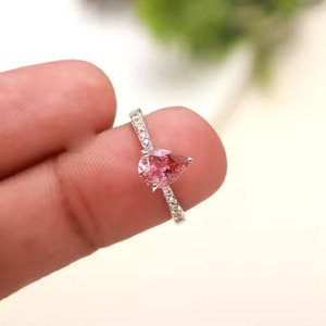 Bague en argent sterling 925 avec pierre de tourmaline naturelle, coupe poire, design tendance pour femmes, fiançailles ou fête, cadeau de mariage - Product Image 2