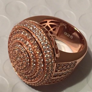 Anillo de diamantes de diseño elegante redondo de laboratorio de lujo 925 anillos de diamantes de corte esmeralda creados en laboratorio de eternidad de plata para mujer - Product Image 2