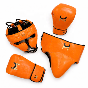 ชุดถุงมือ MMA Hit N Move สำหรับฝึกซ้อม ถุงมือออกแบบตามหลักสรีรศาสตร์ ป้องกันแรงกระแทก พร้อมอุปกรณ์ป้องกันศีรษะและอุปกรณ์ป้องกันขาหนีบสำหรับนักกีฬา - หนังแท้ - Product Image 1