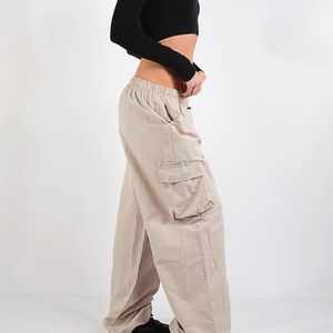 Pantalones Casuales Holgados para Mujer, Venta al por Mayor de Fábrica, OEM, Alta Calidad, Pantalones Cargo de Pierna Ancha con Bolsillos para Mujer, Diseño Único - Product Image 5