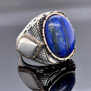 Anillo de Compromiso Étnico Azul Hecho a Mano con Lapislázuli Natural de Alta Calidad para Hombre, Chapado en Oro de 14K, Sin Níquel ni Plomo - Product Image 6