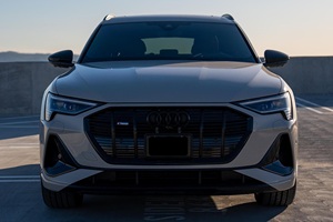 AUDI e-tron Quattro Chronos Edition 2022, en Venta Rápida, Impecable - Product Image 5