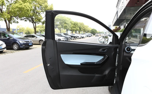 รถยนต์เชอรี่ EV ลิตเติ้ลแอนท์ ไฮบริดไฟฟ้า มือสอง 5 ที่นั่ง SUV เกียร์อัตโนมัติ พวงมาลัยขวา/ซ้าย เบาะหนัง ภายในสีเข้ม กล้องมองหลัง ยาง R17 - Product Image 3