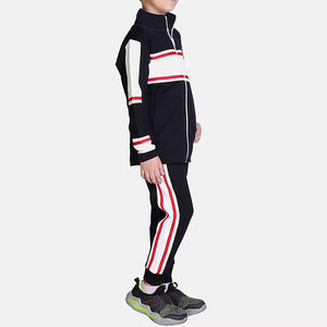 Conjunto de chándal infantil de dos piezas suave y cómodo para niños, precio al por mayor, chándal infantil ligero con su logotipo - Product Image 3