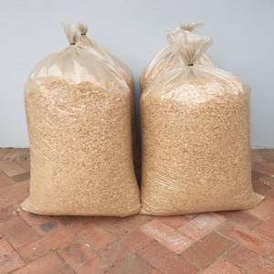 Bales de copeaux de bois compressés à haute densité pour l'exportation - Product Image 1