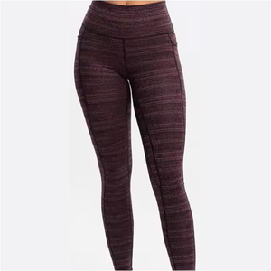 Leggings de luxe pour femmes à taille haute, tissu respirant et anti-transpiration avec compression pour un port actif et décontracté - Product Image 1