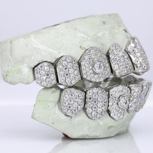 Hip Hop personnalisé 925 dents en argent Grillz glacé Moissanite diamant Grillz dents bijoux en argent meilleur prix - Product Image 4
